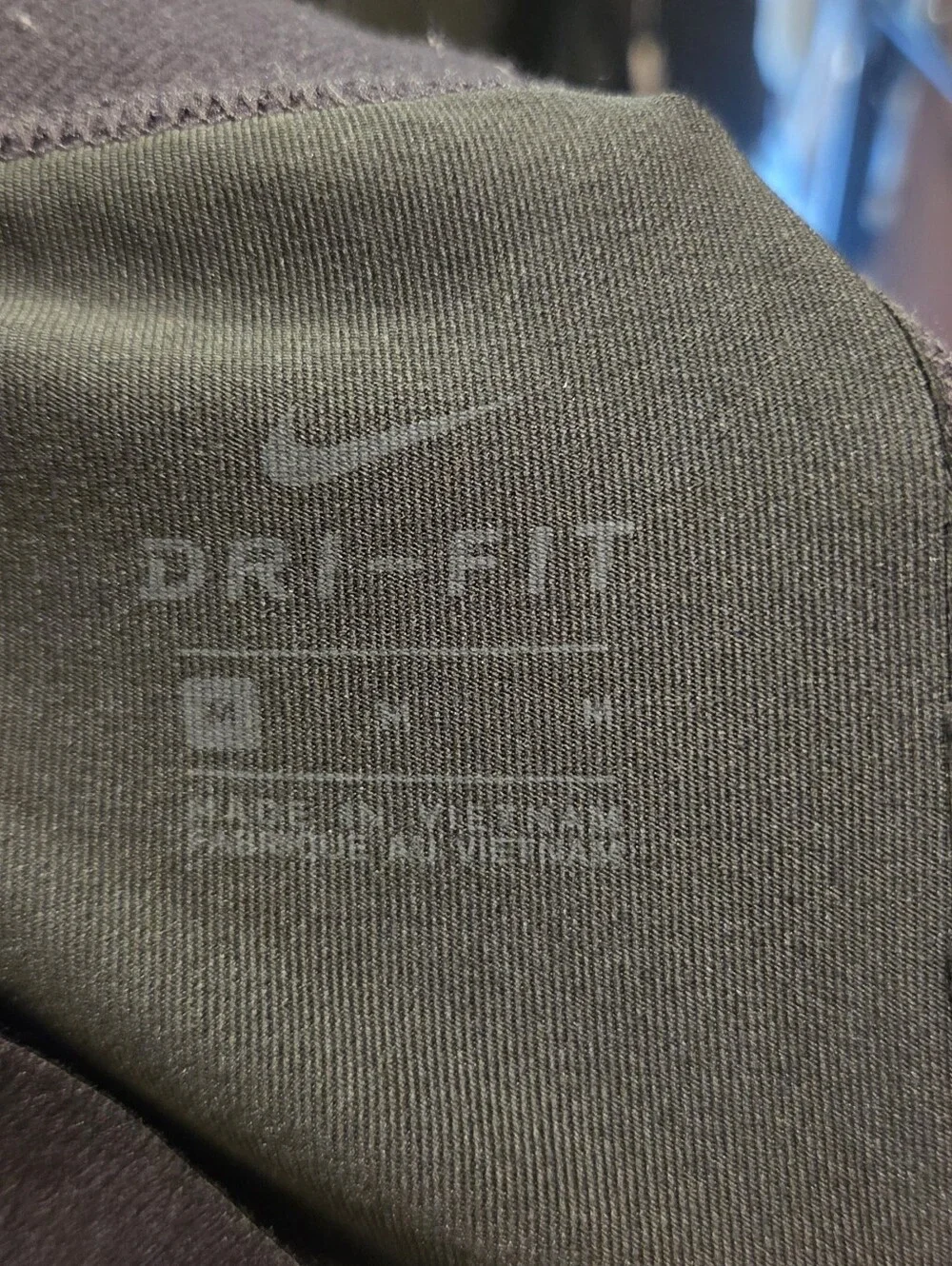 Nike Dri-Fit Leggings Black Gold Glitter Mid Rise Gel Swoosh Capri SzM
